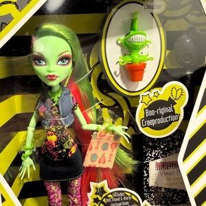 Monster high Creeproduction. Venus Mcflytrap Wave 4 NIB 2026 IN HAND